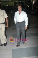 Raj Babbar snapped at the airport  on 22nd April 2011 (8).JPG
